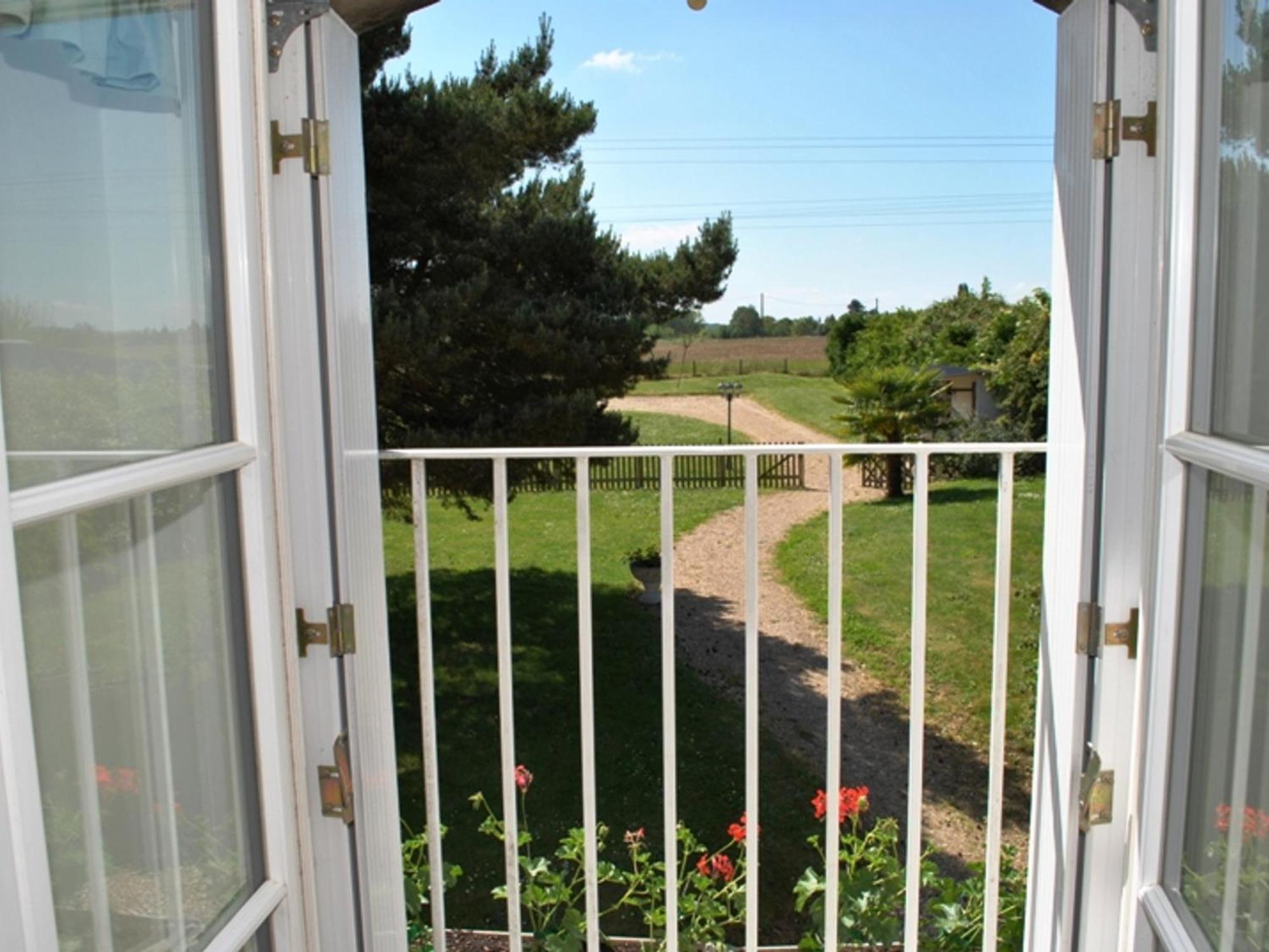 Gite De Charme Pres Des Chateaux De La Loire Avec Jardin, Terrasse Et Equipements Pour Familles - Fr-1-381-359 Azay-sur-Cher Dış mekan fotoğraf
